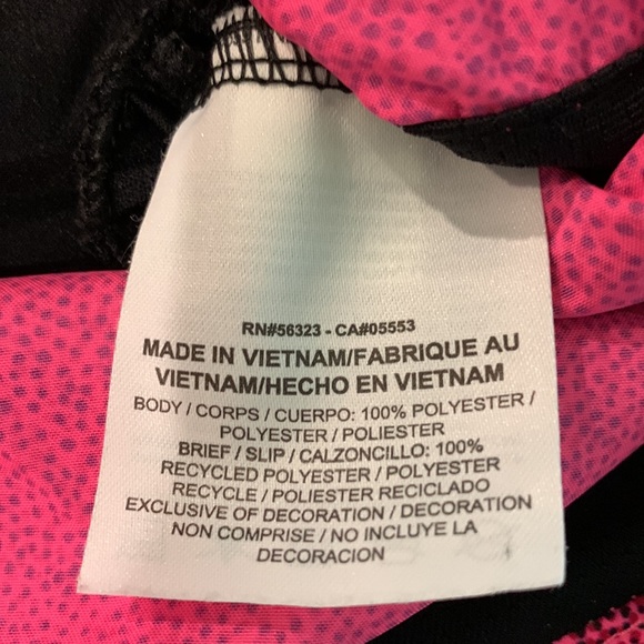 NIKE DRI FIT SIZE SMALL BRAND NEW SUPER CUTE THREE PIECE MATCHING OUTFIT - Picture 10 of 16